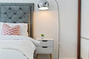 Luxury Modern House - 8 mins to NEC, Airport