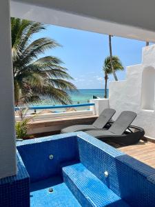 Pelicano Inn Playa del Carmen - Beachfront Hotel