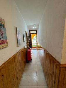 Orange Paradise Apartment