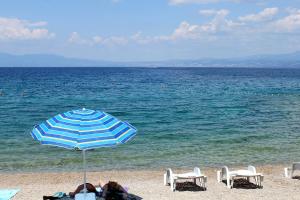 Apartments with parking space Njivice, Krk - 21859