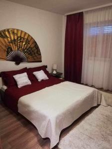 Apartments by the sea Kastel Luksic, Kastela - 22941