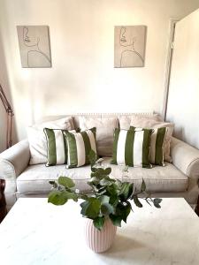 Charming, Renovated Residence in Willesden Green