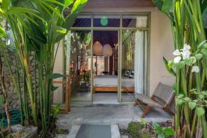 Canggu Tiny Tropical House