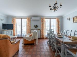 Maisons de vacances Maison renovee 6 pers. a Biscarrosse - Clim, jardin, a proximite du lac & plages - FR-1-319-549 : photos des chambres