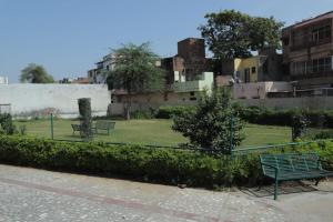 Radha Madhav Ashram Vrindavan