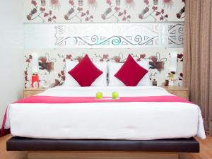 @Hom Premiere by Horison Abepura