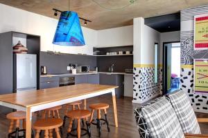 410 WEX1 by Perch Stays with daily housekeeping