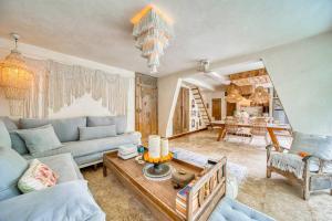 New Listing 1 BD Vintage Charm in Central Berawa