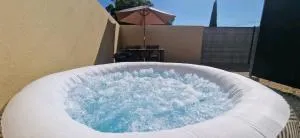 Cosy House Jacuzzi - Serres
