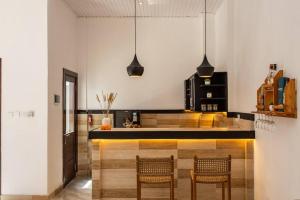 Comfy 3bd Family Villa with Private Pool in Central Location