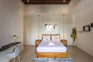 Comfy 3bd Family Villa with Private Pool in Central Location