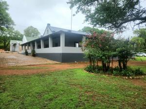 Thandile Country Lodge