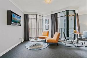 KozyGuru | Haymarket | Quiet City Studio