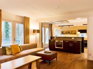 Comfortable family and friends house with wellness