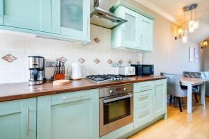 Large 1 Bedroom in Center of London (4)