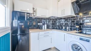 Bleu Paon - WelcHome