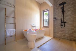 Sunterra Villas - Modern Stay with Rice Field Views