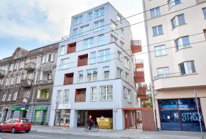 Rynek Jeżycki Apartment by BookingHost