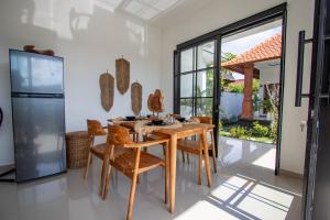 Viewbali 1 - Villa with Jungle Garden Big Pool and Kitchen