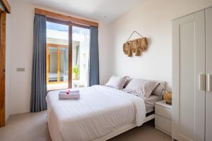 A12 - Private Villa in Seminyak - Big Pool -NEW