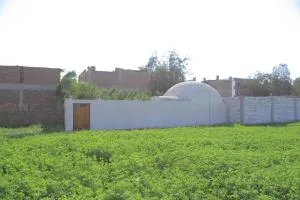 Happy house - El Qûrna