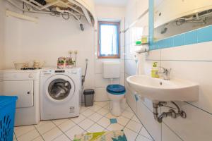 Villa Valverana, with a bike to the beach. Bikes provided!