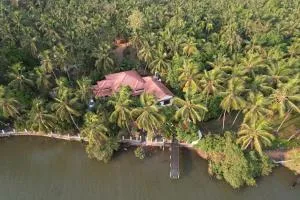 Bellevue Homestay and Wellness Centre - Badagara