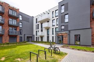 Poznań Airport Comfort Apartment by BookingHost