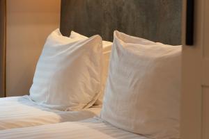 Midtown Hotel triple