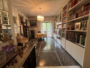 6Ponza Mansion Nature