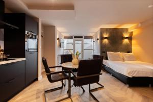 Midtown Hotel Royal Room