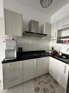 Kyra The Heights Residence Condo Ayer Keroh Melaka WiFi, Netflix & Pool