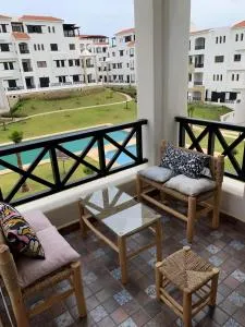 Superbe appartement neuf en résidence avec piscine - El Malaliyine