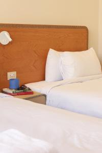 Sahara at Lake View Residence