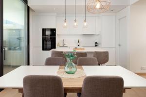 Higueron Blue Skyline View by Alfresco Stays