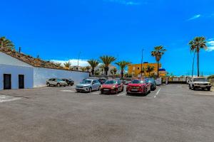 Newly renovated studio 2 min from Playa La Arena