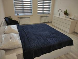 2 separate bedrooms apartment