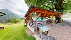 Tourist farm Gradišnik 