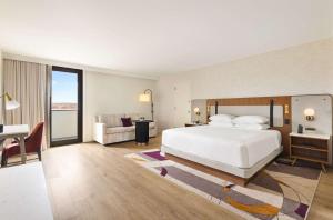 Executive Suite room in Hyatt Regency New Brunswick