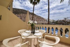 Castle Harbour 32 - One Bed