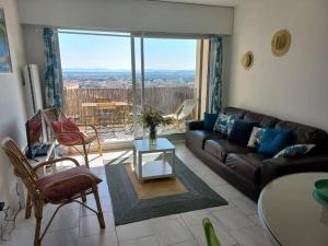 3 pièces 62m2 balcon vue mer accès piscine tennis