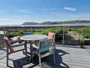 2BR-Sleeps4-Balcony-PetsOK-Parking-Ferryside - Llangain