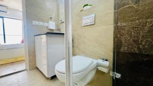 BluO Stylish 2BHK New Town Rajarhat - Skyline View Condo