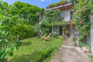 Green Garden House - Льерна