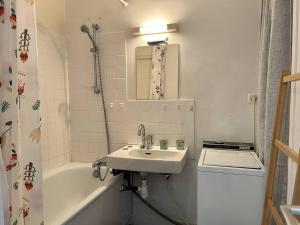 Appartements 452 - Appartement T2 vue mer, a 50m de la plage. : photos des chambres