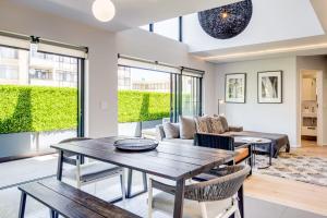 Bahati Executive Pad