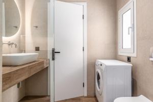 Almyra Luxury Living