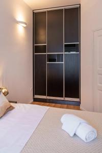 Niko and Sofias apartment URBAN STAY