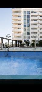 Tanger centre-ville - Appartement luxueux avec vue mer et piscine