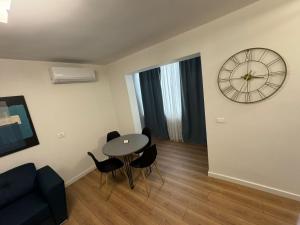 Be My Guest - Lovely Home